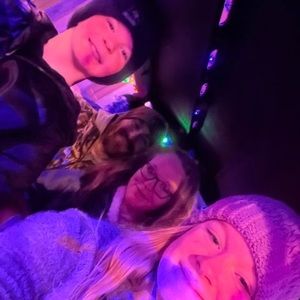 Meet your Posher, Devon